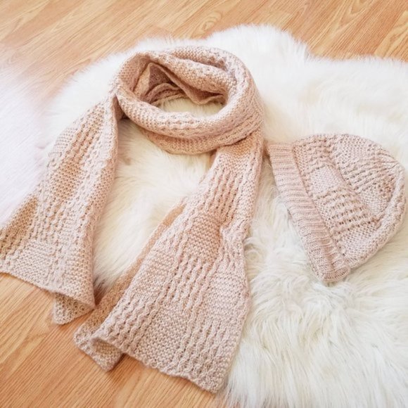 H&M 2 Piece Knit Hat & Scarf Matching Set - Picture 5 of 8